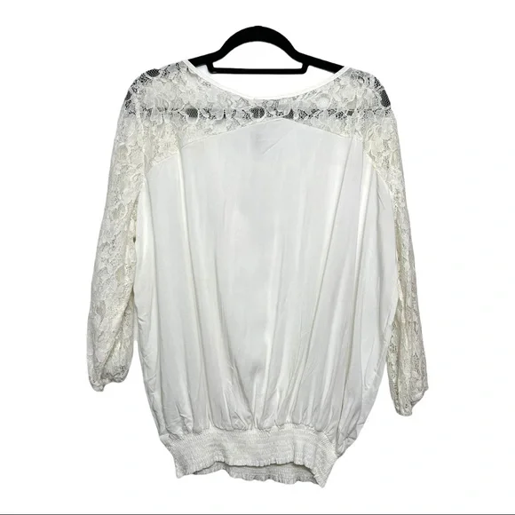 NWT Solitaire White Sheer Lace Tunic Bohemian Blouse with Stretch Waistband - Picture 2 of 4